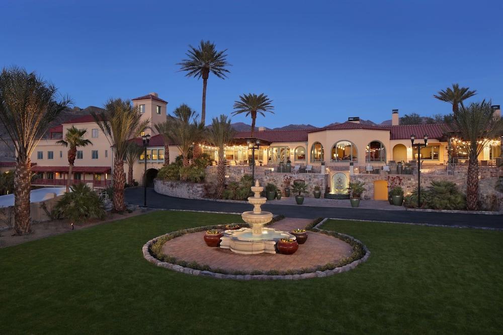 The Inn At Indian Village Eksteriør bilde Fountain at the Royal Palms Resort and Spa